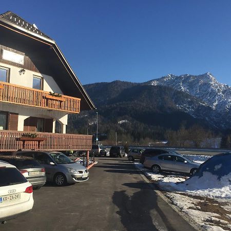 Gostisce Uh- Planica Hotel Ratece Exterior photo