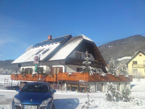 Gostisce Uh- Planica Hotel Ratece Exterior photo